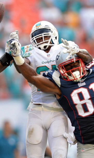 Dolphins facing must-win situation at Patriots to keep slim playoff hopes alive